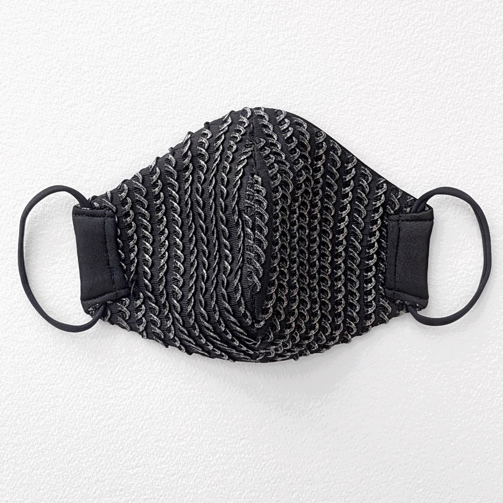 🖤⛓ Black/Silver Face Mask - Picture 2 of 5